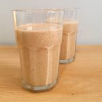 Banana and oat smoothie with cinnamon - recipe